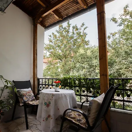 Kashah 3* Gjirokastër