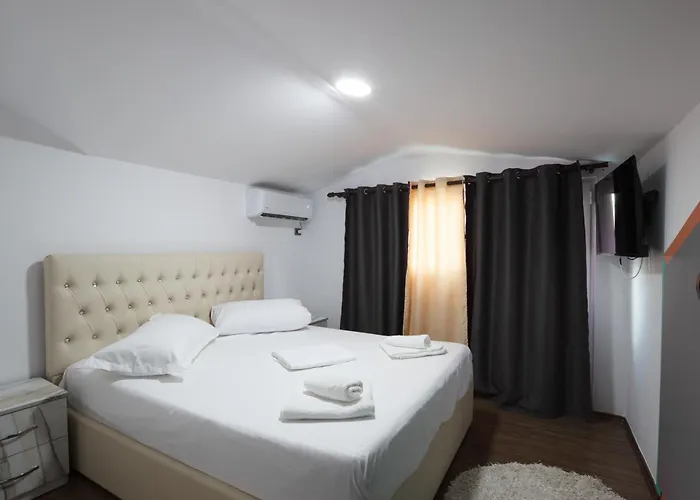 Kashah Penzion Gjirokastër
