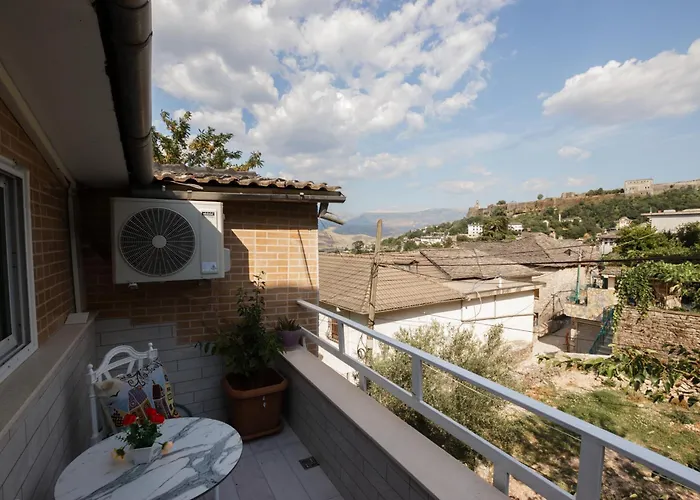 Kashah 3* Gjirokastër