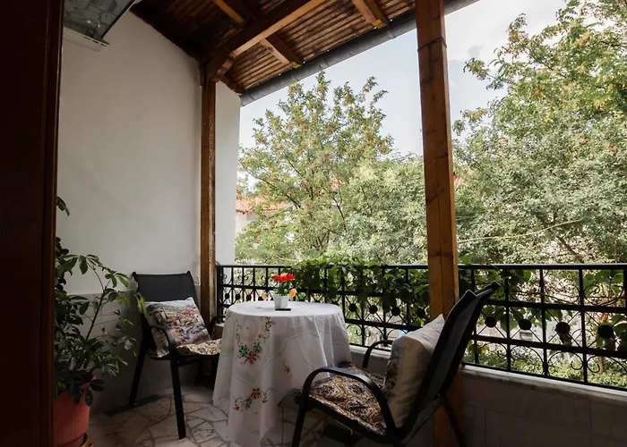 Kashah 3* Gjirokastër